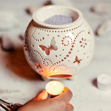 Load image into Gallery viewer, Wax melt warmer is made out of ceramic and hand-carved to perfection. Ceramic candle holder will bring coziness to any room in the house. Wax melt warmer is essential for decorating any household. Candle holder - wax warmer will delight new settlers.