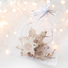 Load image into Gallery viewer, Snowflake Ornaments โ Set of 4 - Christmas Ornaments - CozyHomeIdeas