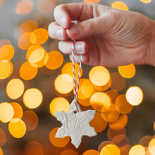 Load image into Gallery viewer, Snowflake Ornaments โ Set of 4 - Christmas Ornaments - CozyHomeIdeas