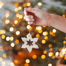 Load image into Gallery viewer, Snowflake Ornaments โ Set of 4 - Christmas Ornaments - CozyHomeIdeas
