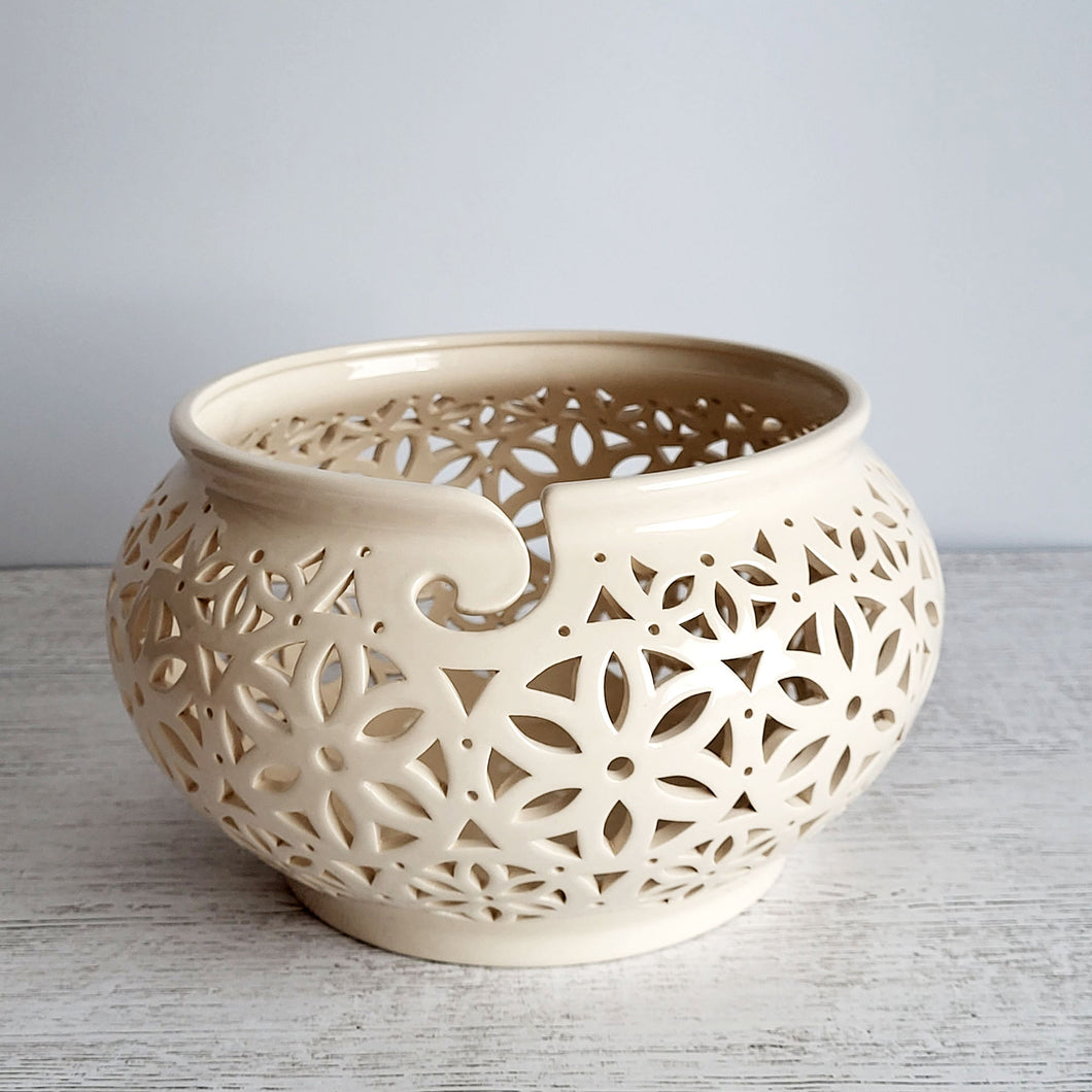 Ceramic knitting yarn bowl - a gift for a knitter or craft room decor. Pottery yarn holder - knitting storage and organizer. This ceramic crochet bowl is also suitable as a fruit bowl or tea light holder.