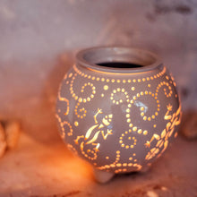Load image into Gallery viewer, Wax melt warmer is made out of ceramic and hand-carved to perfection. Ceramic candle holder will bring coziness to any room in the house. Wax melt warmer is essential for decorating any household. Candle holder - wax warmer will delight new settlers.
