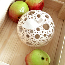Load image into Gallery viewer, Candle Holder "Apple", Various Colors - Candle holders - CozyHomeIdeas
