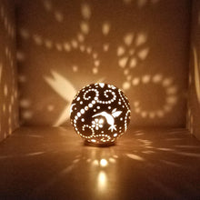 Load image into Gallery viewer, Candle Holder "Hummingbird", Various Sizes - Candle holder - CozyHomeIdeas
