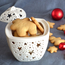 Load image into Gallery viewer, Candle Holder / Jar with Lid "Christmas", Various Colors - Candle holders - CozyHomeIdeas
