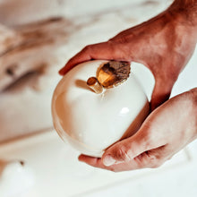 Load image into Gallery viewer, Ceramic Bowl "Apple" with Golden Leaf - Ceramic Bowl - CozyHomeIdeas
