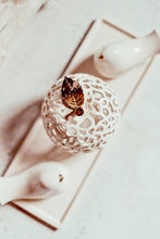 Load image into Gallery viewer, This pair of beautiful wedding cake toppers will add a classy finishing touch to your cake! The elegant cake toppers represent a pair of love birds or white doves. These cake toppers will decorate not only your wedding cake but also your home.
