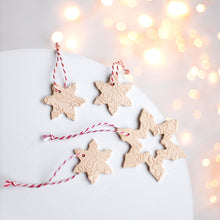 Load image into Gallery viewer, Snowflake Ornaments – Set of 4 - Christmas Ornaments - CozyHomeIdeas
