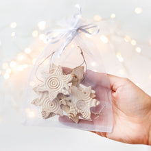 Load image into Gallery viewer, Snowflake Ornaments – Set of 4 - Christmas Ornaments - CozyHomeIdeas
